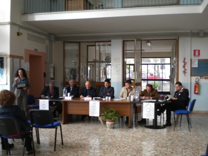 “Il ciclo integrato dei rifiuti”: grande successo per la tavola rotonda voluta dal dirigente scolastico Giacomo Coco