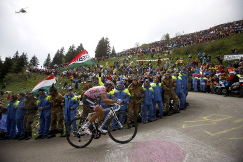 Giro d’Italia 2014: nell’unico passaggio campano del 15 maggio, la carovana attraverserà anche Calvi Vecchia