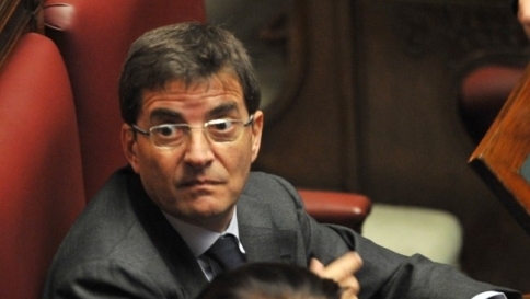 Diffamazione nei confronti di Caldoro, al via il processo per l’ex coordinatore Pdl per la Campania, Nicola Cosentino