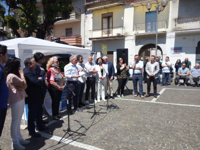 La civica “Patto per Vitulazio”, con Russo Sindaco, scende in Piazza per presentate il programma elettorale
