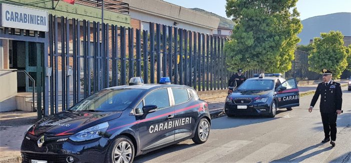 Avrebbe costretto una 13enne del posto a subire ripetuti atti sessuali, i Carabinieri di Vitulazio arrestano un cittadino rumeno